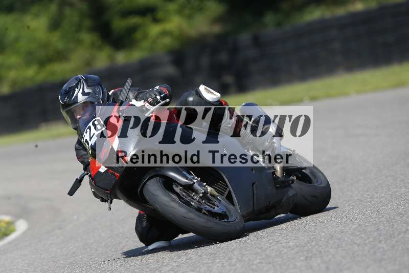 /44 09.08.2025 Plüss Moto Sport ADR/Einsteiger/528